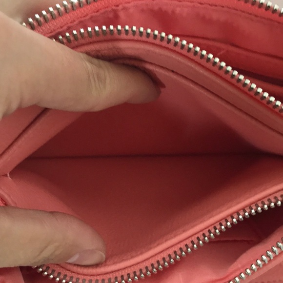 NWOT Coral Rosetti Crossbody - Picture 7 of 8